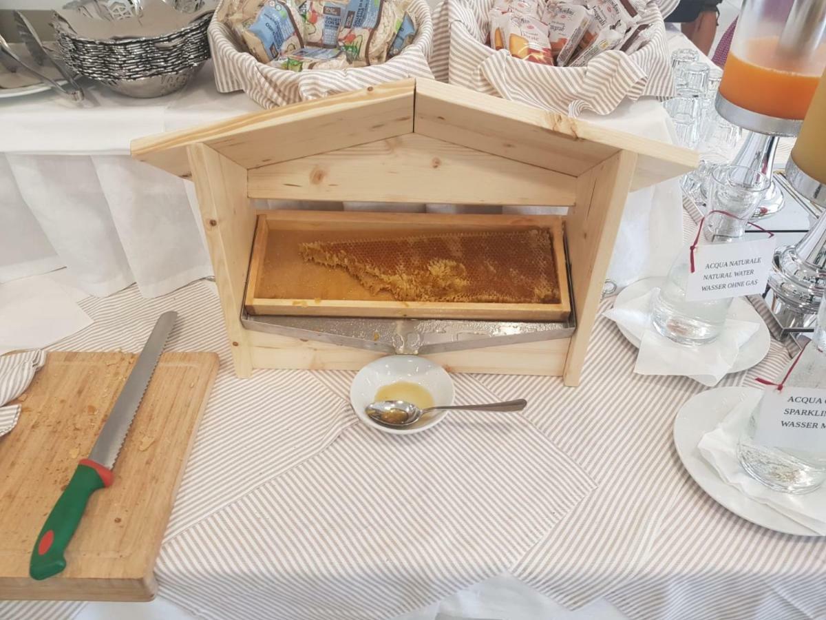 Hotel Helvetia Lignano Sabbiadoro Eksteriør billede